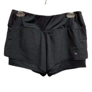Legend Shorts Size M